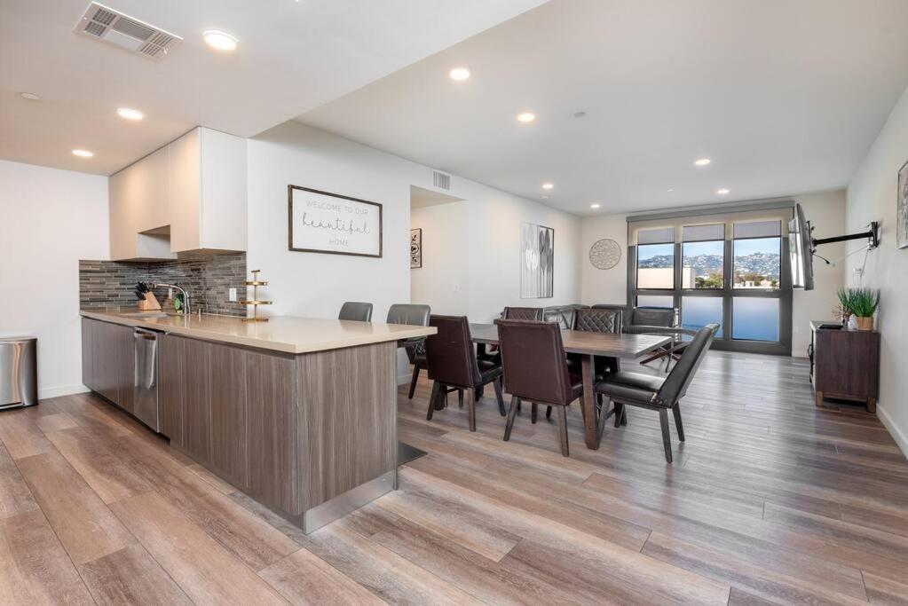 Luxurious Penthouse In Beverly Hills - Sleeps 10 Los Angeles Exterior photo